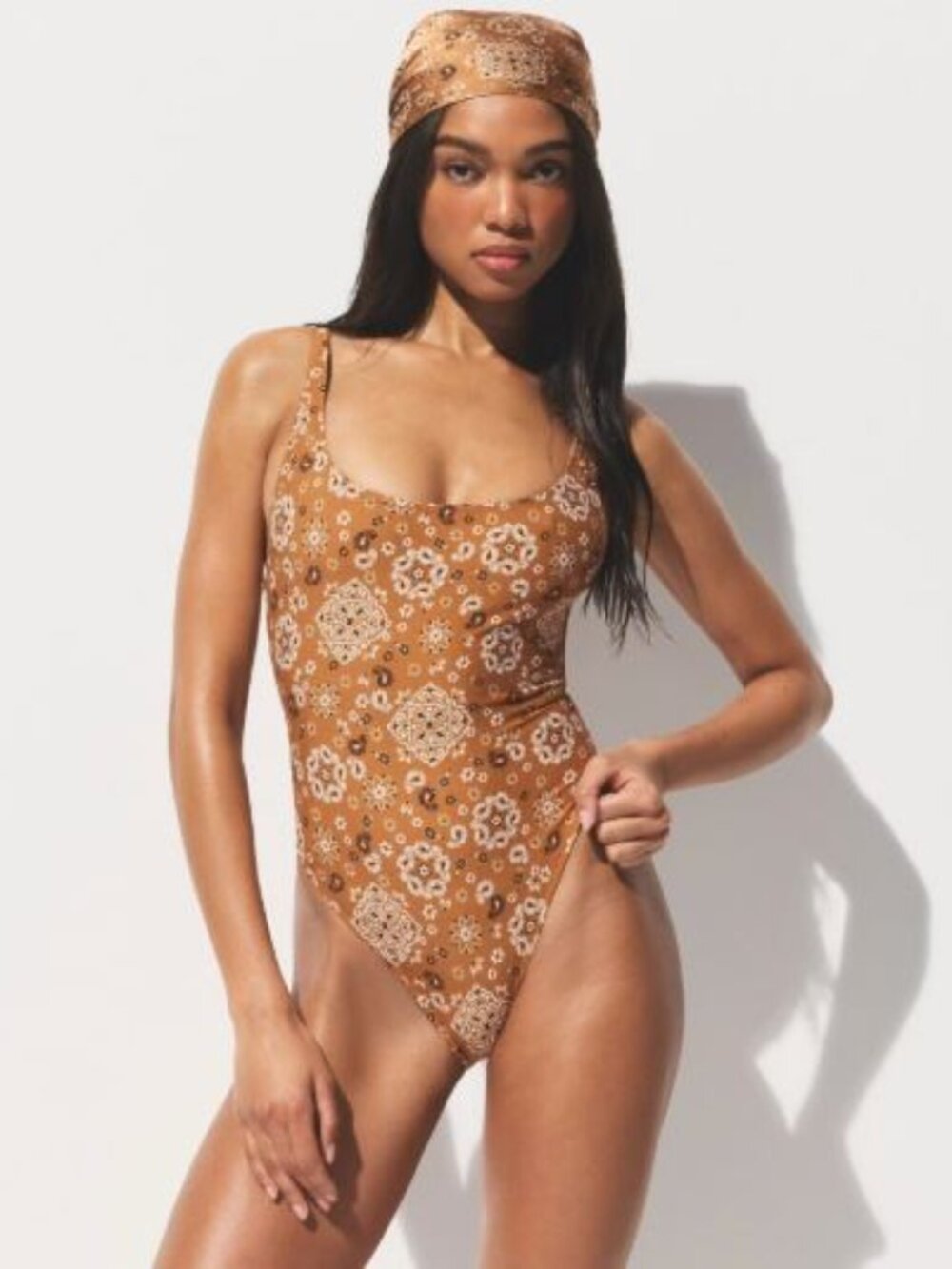 NEW SKIMS Signature Swim Scoop Neck One Piece Swimsuit Almond Bandana Small NWT